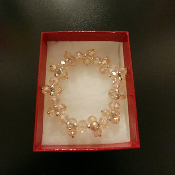Rose Metallic Crystal Bracelet - Picture 5 of 8